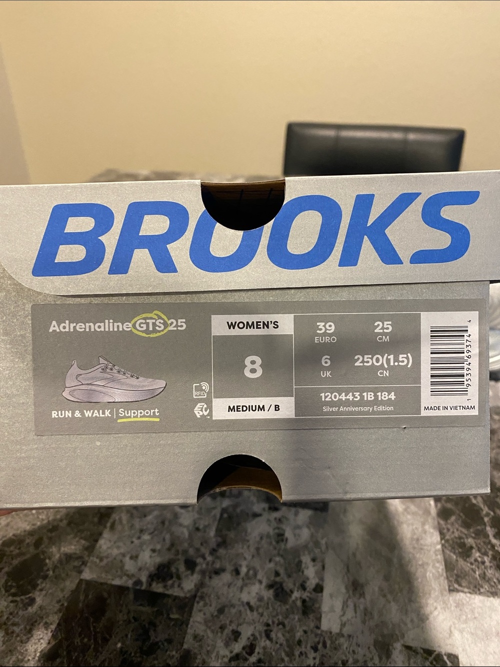 Brooks Adrenaline GTS 25. Silver Anniversary Edition, Size 8 - Picture 8 of 9